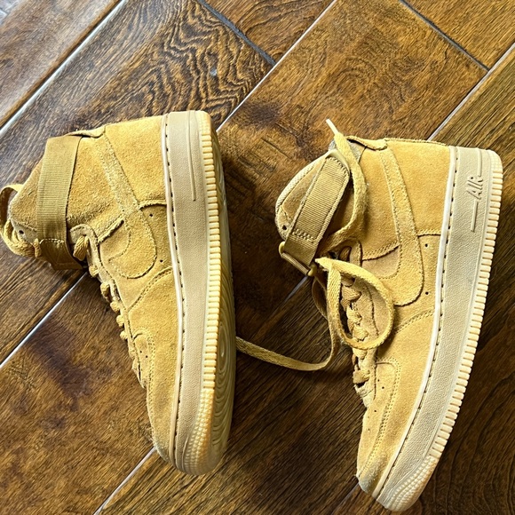 Nike Air Force 1 One High GS Wheat Flax Brown Suede 5Y = 6.5 Women's - Picture 13 of 14